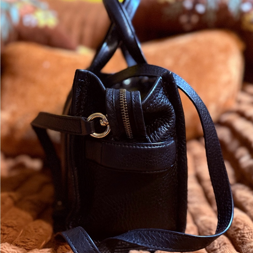 Marc Jacobs Black Pebbled Leather Tote - Picture 3 of 8